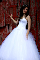 Beatriz Corrales Quinceanera by MomentsByMoser (10)