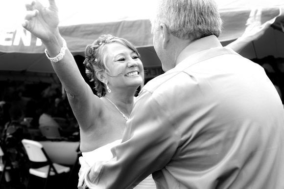 Gary & Susie West Wedding 5.17.15 ©  Moments By Moser 390