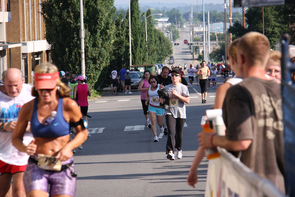 JoDee Messina St Jude Road Race by Bev Moser (548)