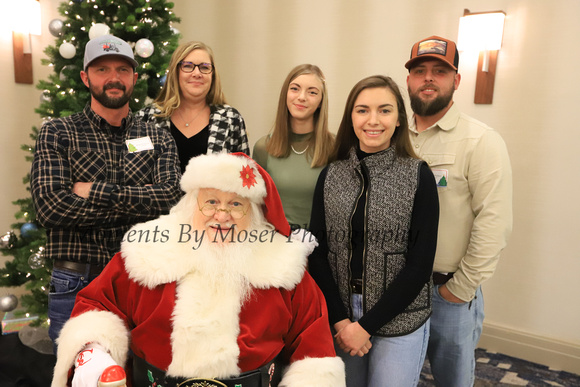 Christmas Party 12-22-23 466