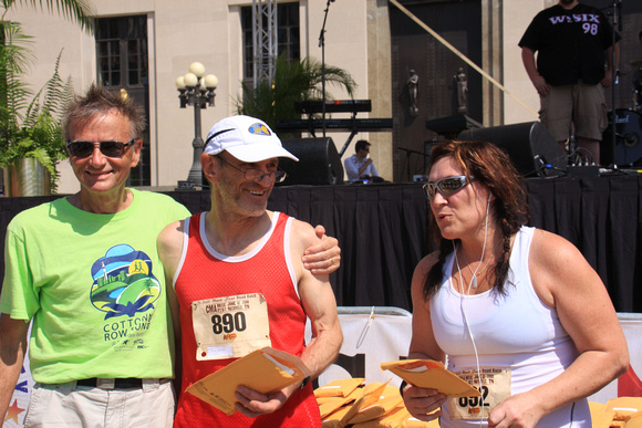 JoDee Messina St Jude Road Race by Bev Moser (871)