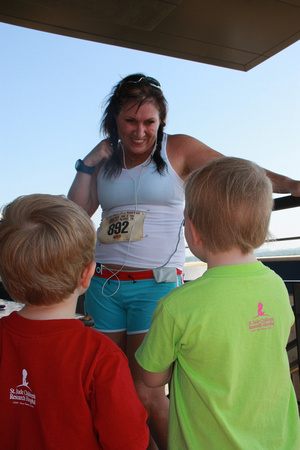 JoDee Messina St Jude Road Race by Bev Moser (716)