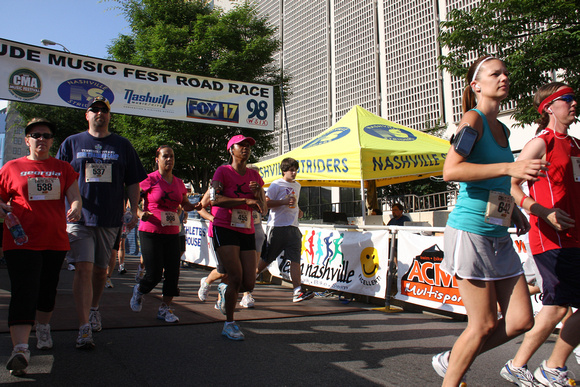 JoDee Messina St Jude Road Race by Bev Moser (354)